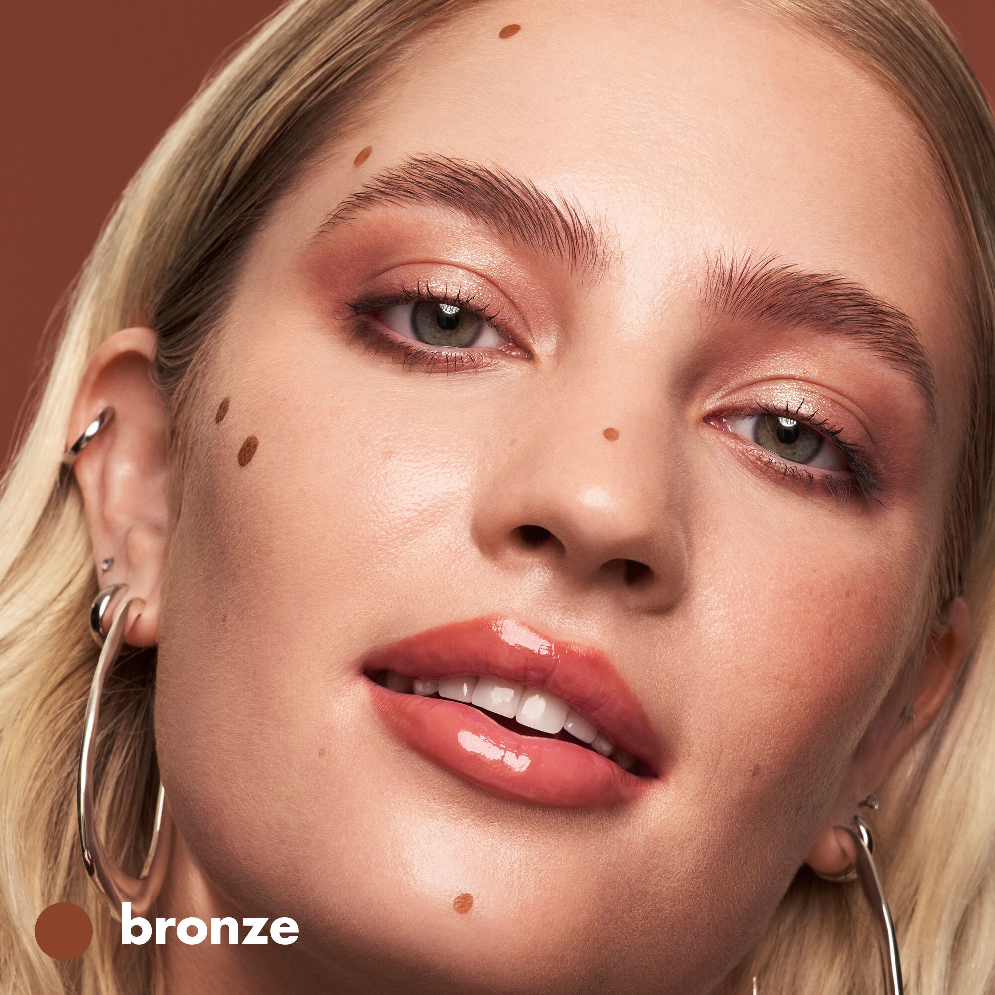 1024_EDUCATION_CAMO_LIQUID_BRONZER_BRONZE_FACEMAP.jpg