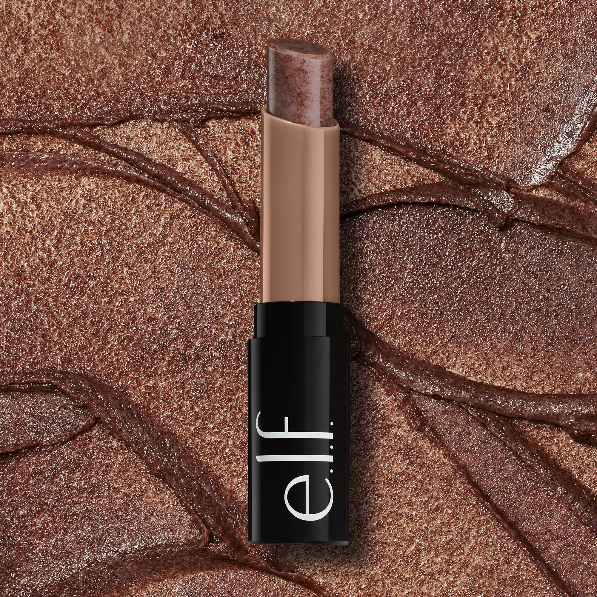 111621_ELF_LIP_SCRUB_0556_RGB_IGF.jpg